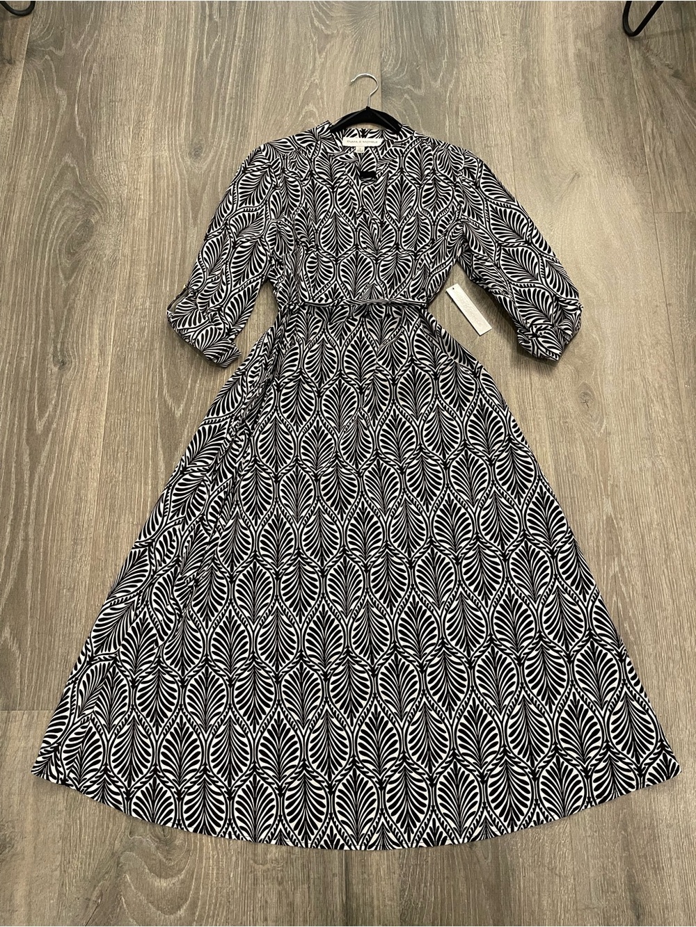 Emma & Michele Black and White Leaf-Print Midi/Maxi Dress